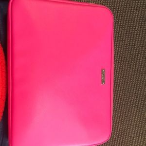 Kate Spade ♠️ MacBook Sleeve 13”. Hot Pink.